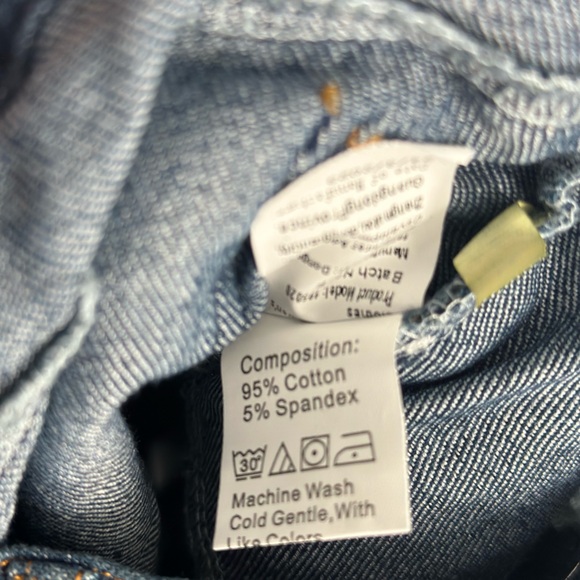 Girls Toddler Bell-Bottom Ruffle Flare Jeans - Picture 4 of 4